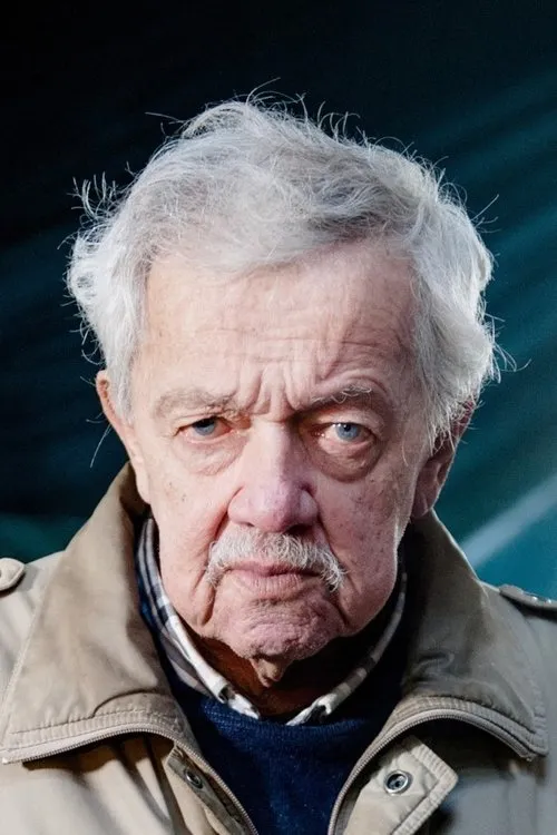 Rense Westra interpretando a Field ranger Zwart