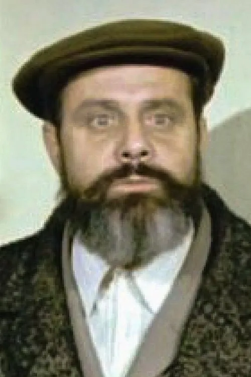 Sinan Ecer ha trabajado con Reşit Çıldam en 2 ocasiones