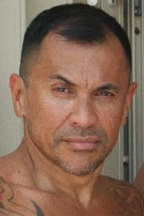 Rex Valentino interpretando a 