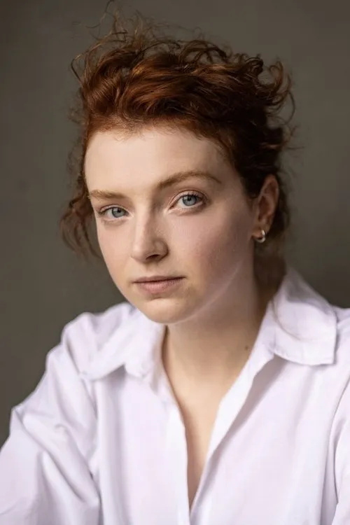 Rhian Blundell en su biografía y filmografía