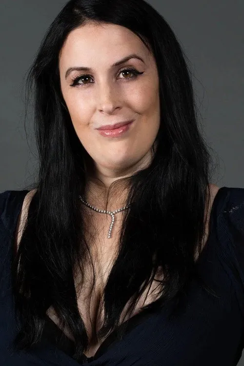 Rhianna Pratchett interpretando a Self