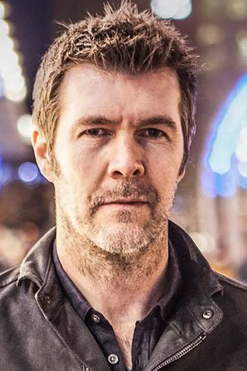 Rhod Gilbert — personaje: Self - Host