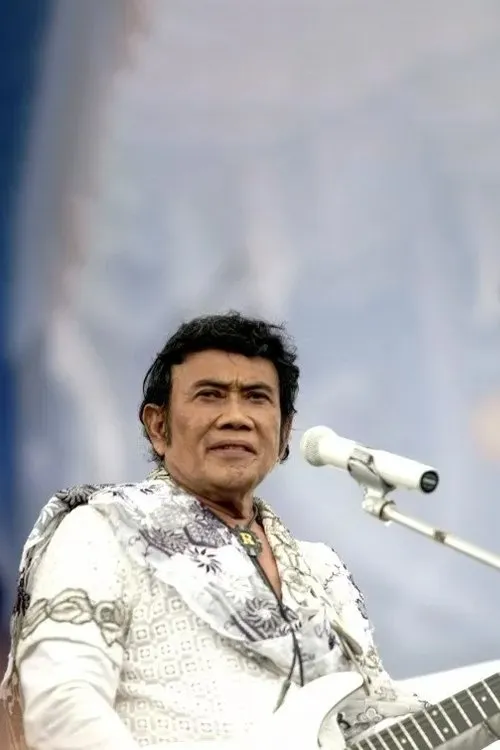 Urip Arphan ha trabajado con Rhoma Irama en 3 ocasiones
