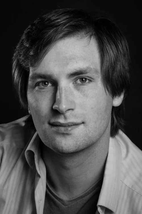 Gleb Daniels ha trabajado con Rhys Lawton en 1 ocasiones