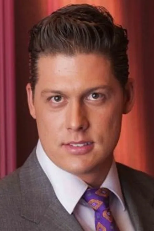 Ricardo Fernández Rue en su biografía y filmografía