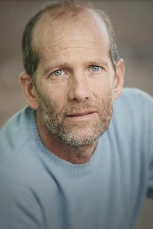 Riccardo Serventi Longhi interpretando a Marco