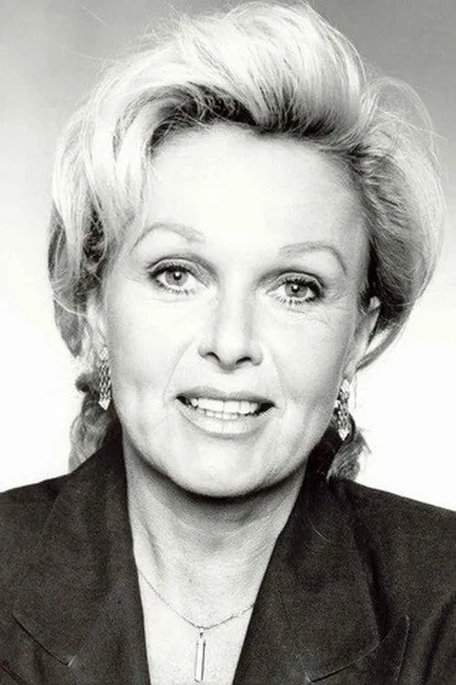 Ricci Hohlt interpretando a Irene