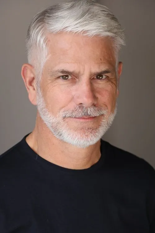 Evan Gloyd ha trabajado con Rich Henkels en 1 ocasiones