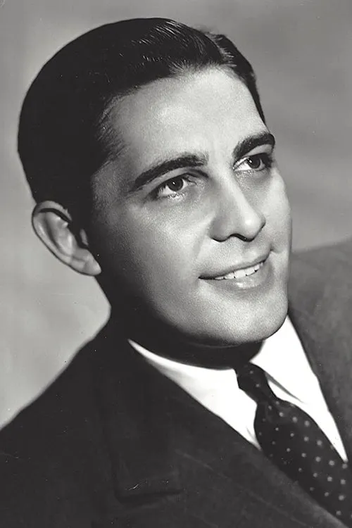 Richard Bond interpretando a Howard Gillette