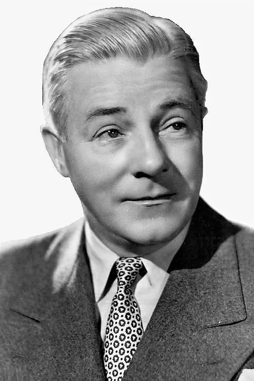 Richard 'Skeets' Gallagher interpretando a Red Miller