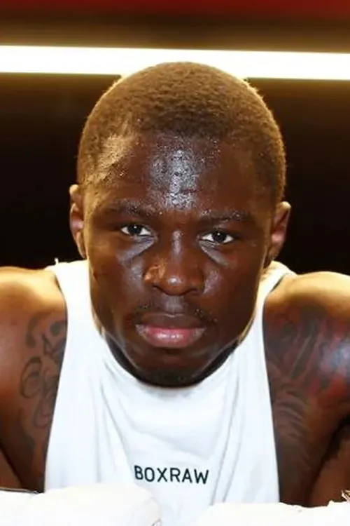 Richardson Hitchins interpretando a Self