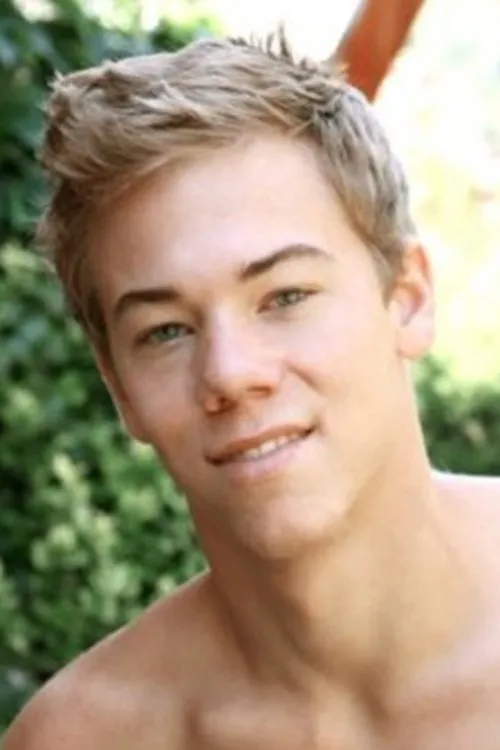 Rick Lautner interpretando a