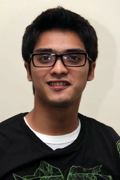 Ricky Harun interpretando a Juno Aswanda