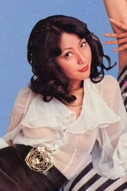 Rie Tachibana interpretando a Hiroko Ôhira