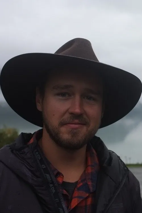 Benedikt Mayr ha trabajado con Riley Leboe en 1 ocasiones