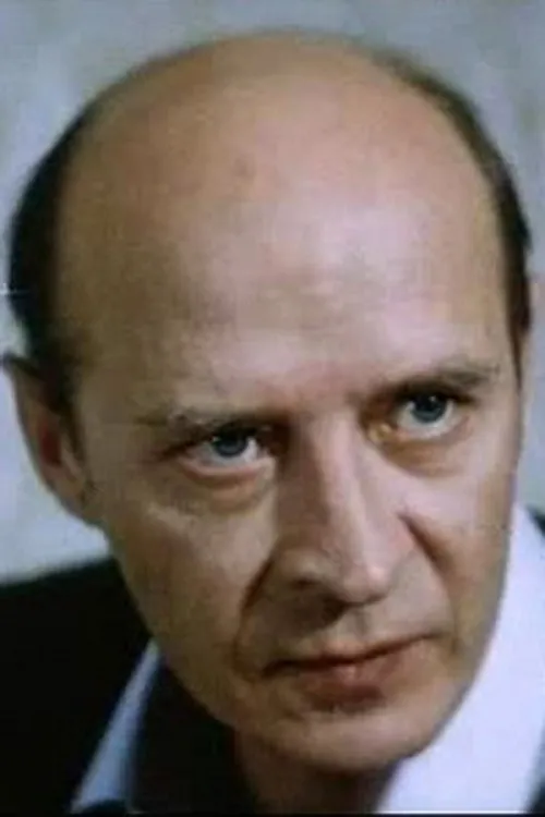 Valeriy Frolov ha trabajado con Rim Ayupov en 1 ocasiones