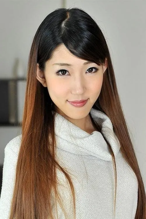 Rio Kamimoto interpretando a Rio Uemoto