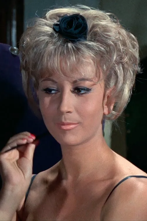 Rita Klein interpretando a