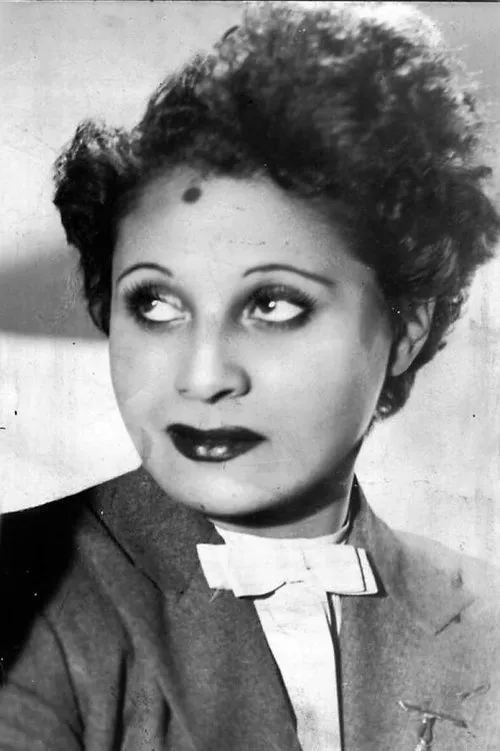 Rita Montaner interpretando a