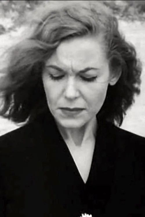 Rita Morley interpretando a Laura Winters