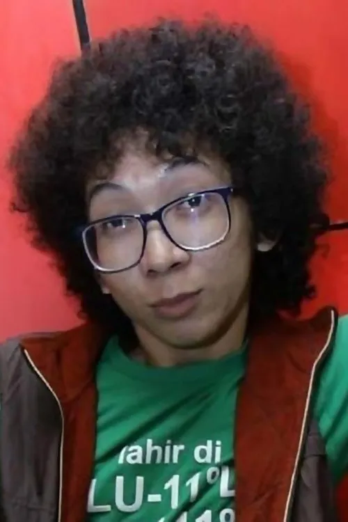 Rizky Mocil interpretando a Eksa