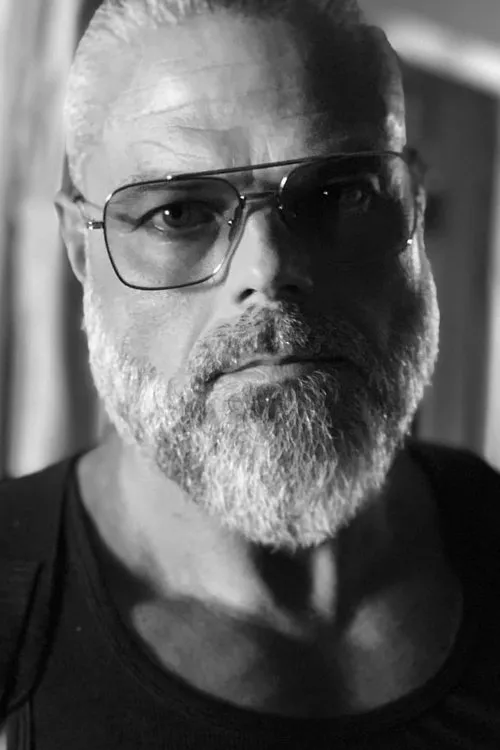 Jeffrey Ring ha trabajado con Rob “Big Dog” Hornsberger en 1 ocasiones