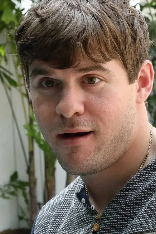 Rob Carpenter interpretando a 