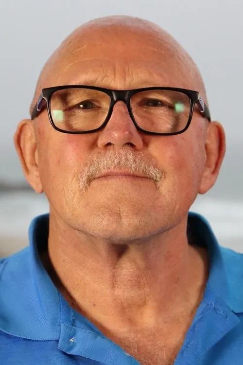 Mike Heithaus ha trabajado con Rob Howes en 1 ocasiones