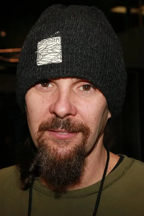 Sully Erna ha trabajado con Robbie Merrill en 6 ocasiones