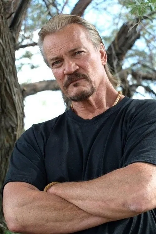 Kristin C. Francisco ha trabajado con Robert Dryer en 1 ocasiones