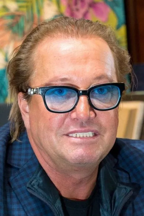 Robert Geiss — personaje: Self