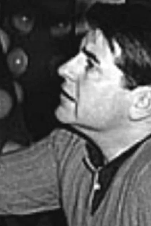 Kevin Manser ha trabajado con Robert Jewell en 6 ocasiones