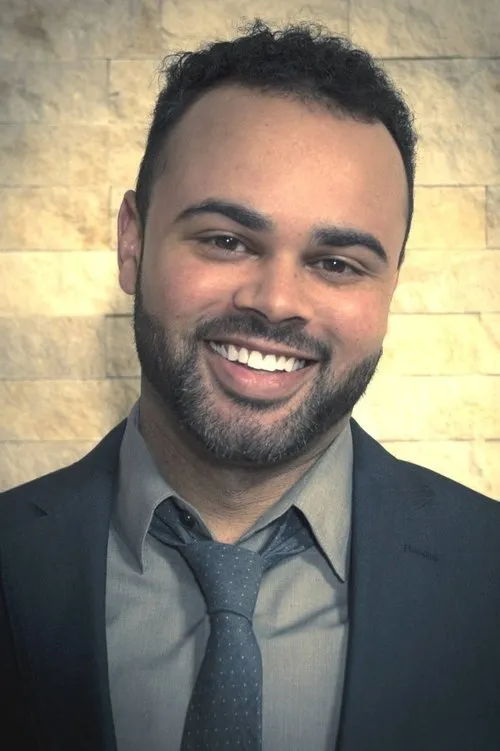 Mikaela Davies ha trabajado con Robert King en 1 ocasiones