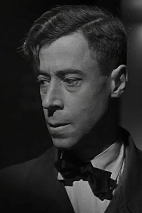 Robert Le Fort interpretando a Pietro