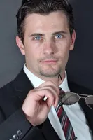 Robert Lee Harvey en su biografía y filmografía