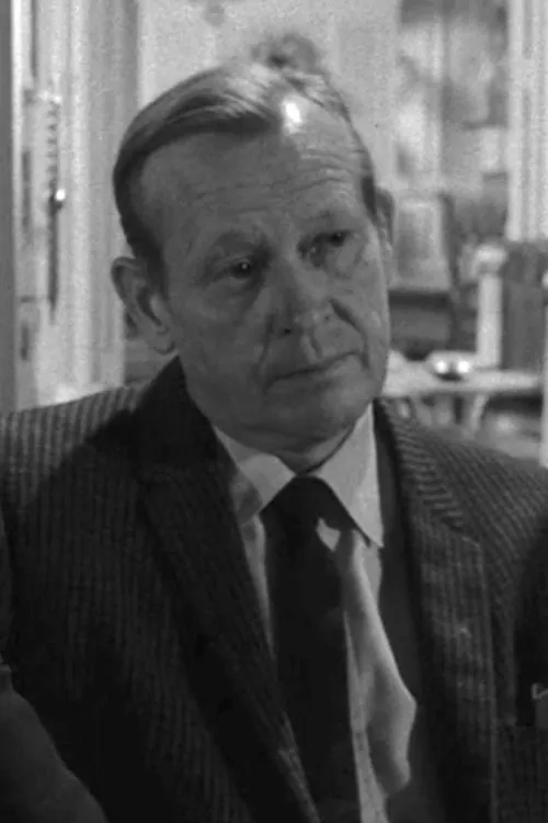 Robert McCord interpretando a Band Member