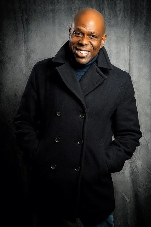 Robert Nahum interpretando a Jack