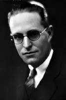 Jack Walters ha trabajado con Robert P. Kerr en 2 ocasiones