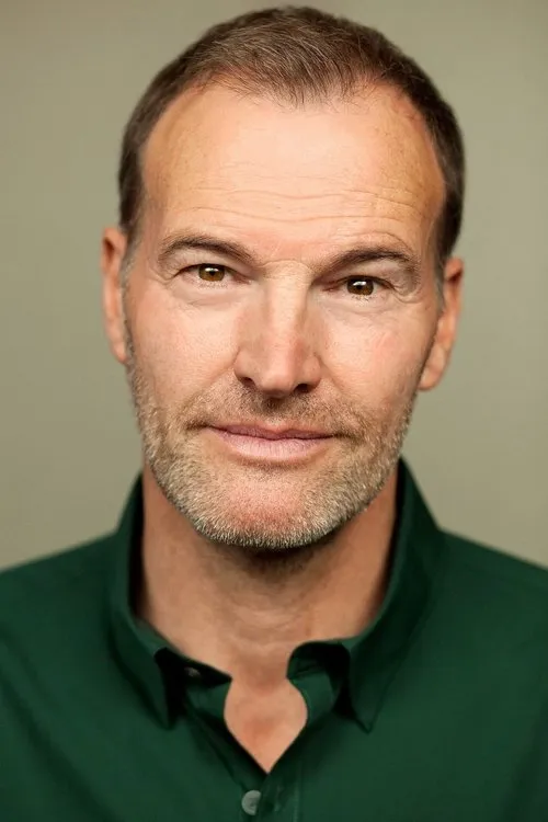 Geoff Revell ha trabajado con Robert Purdy en 1 ocasiones