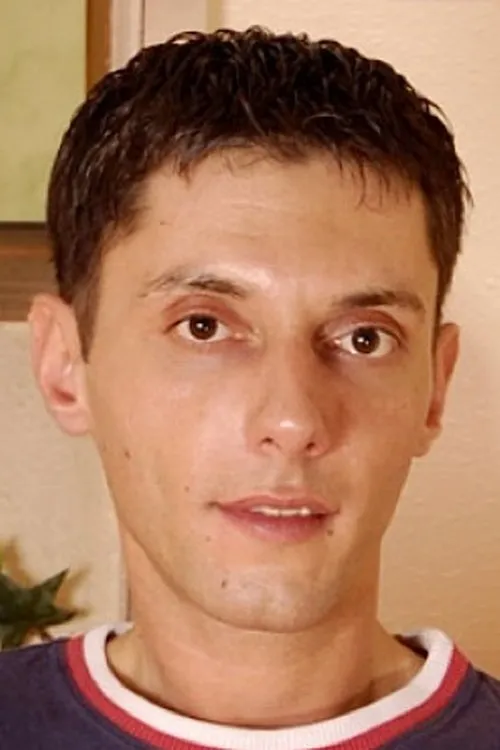 Corry May ha trabajado con Robert Saber en 1 ocasiones