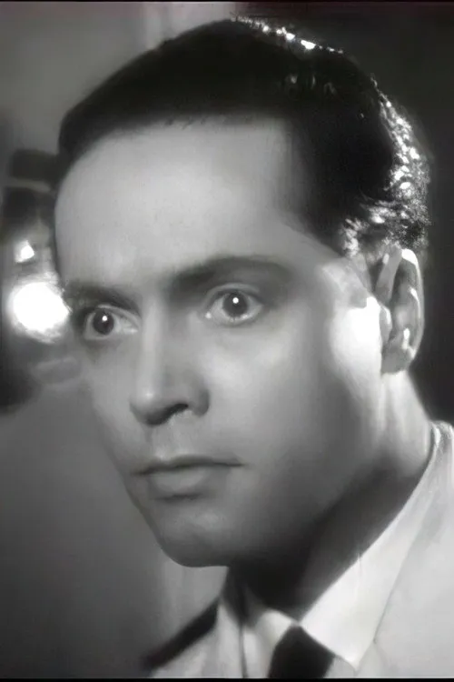 Robert Vidalin interpretando a 