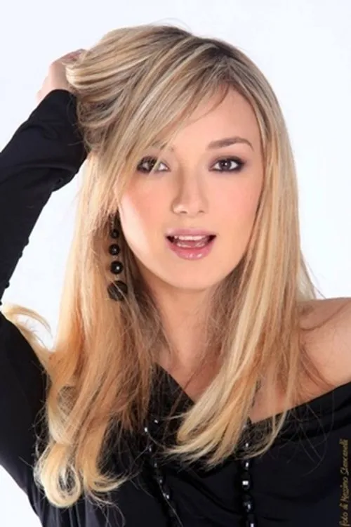 Roberta Scardola interpretando a Angela