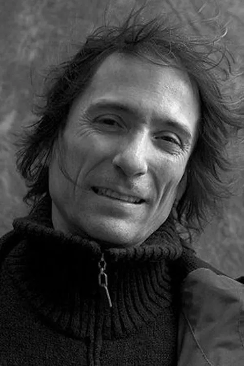 Roberto Iniesta interpretando a Roberto Iniesta