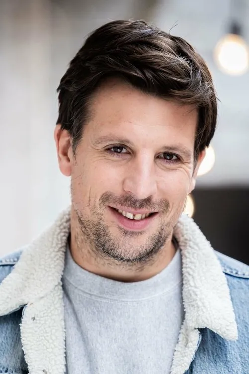 Robin Pront — personaje: Self