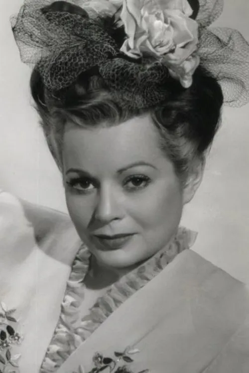 Robin Raymond interpretando a Rita Randall