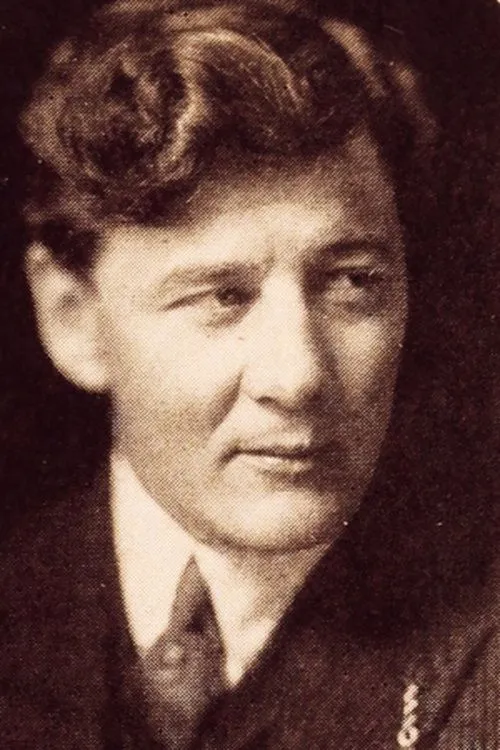 Helen Gibson ha trabajado con Robyn Adair en 19 ocasiones