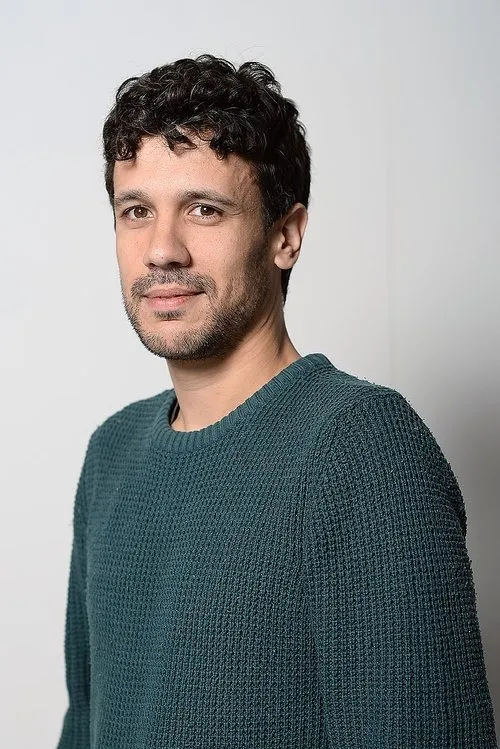 Mariona Tena ha trabajado con Roc Esquius en 1 ocasiones