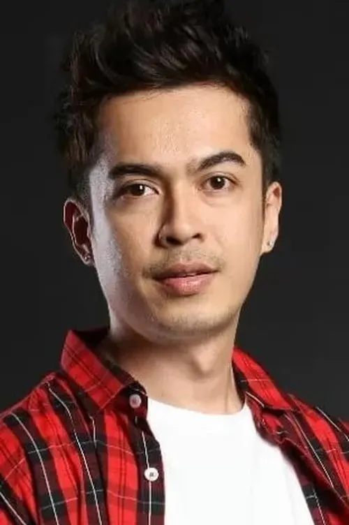 Rocky Jeff interpretando a