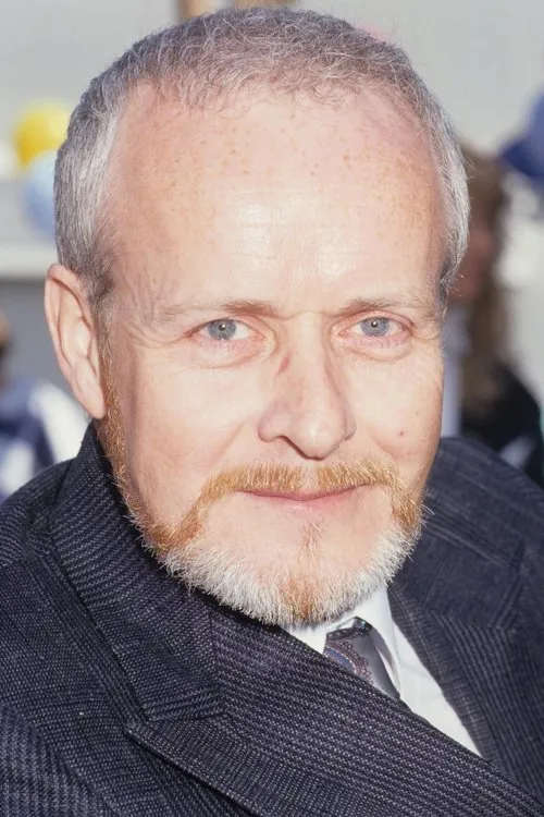 Rod Loomis interpretando a Self