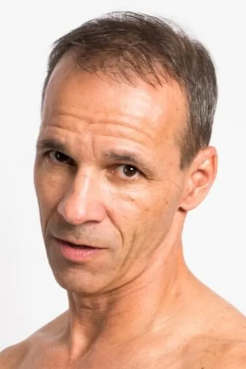 Adam Power ha trabajado con Rodney Steele en 2 ocasiones